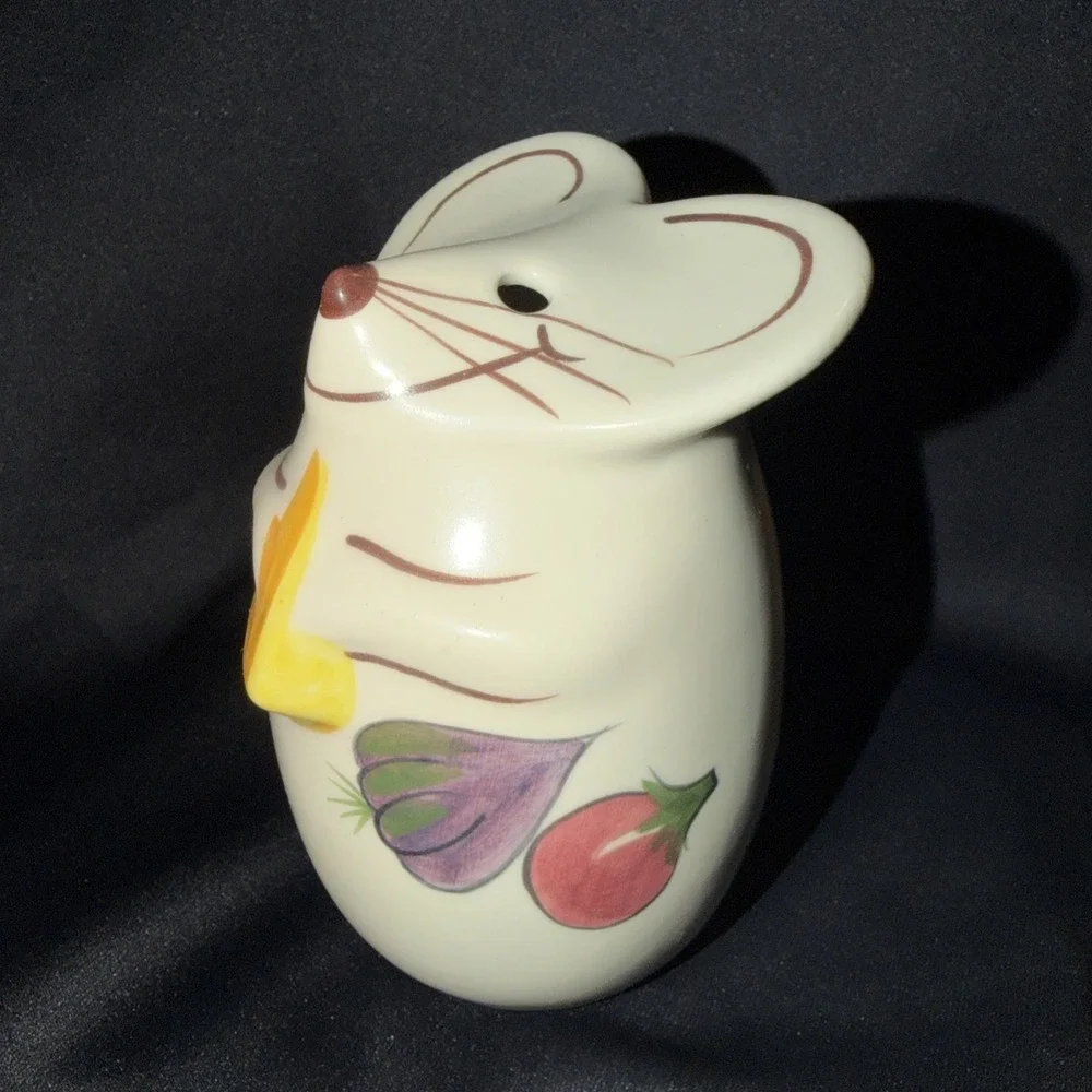 Mouse Parmesan Cheese Shaker Laurie Gates Ceramic Happy Mouse Vintage Kitchen
